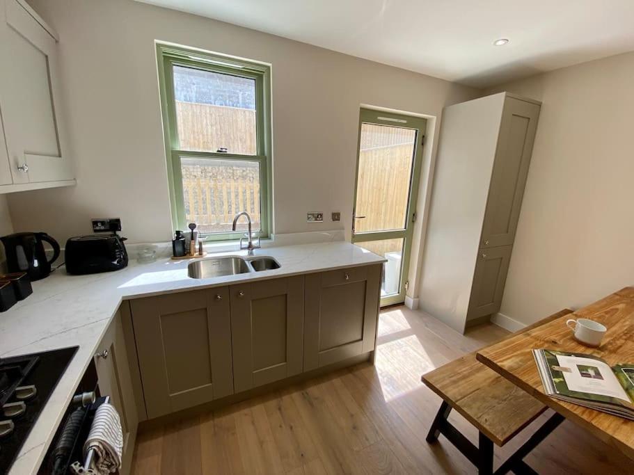 Luxurious Beach House Chesil Beach. Sleeps 6 Castletown  Esterno foto