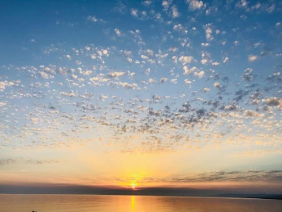 Luxurious Beach House Chesil Beach. Sleeps 6 Castletown  Esterno foto
